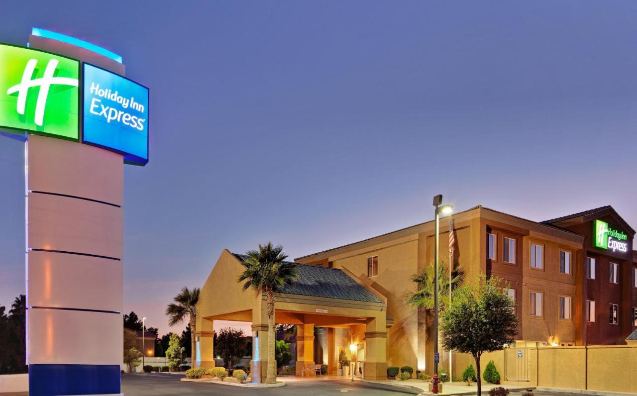 Holiday Inn Express Las Vegas-Nellis By Ihg Екстериор снимка