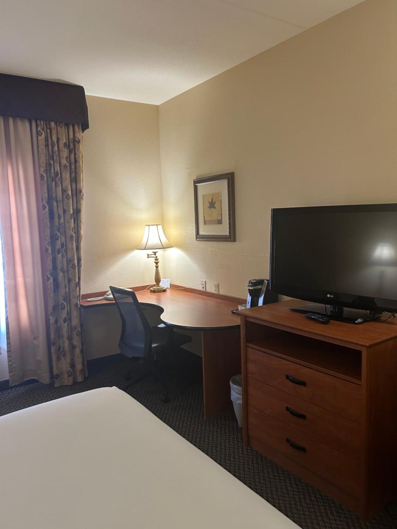 Holiday Inn Express Las Vegas-Nellis By Ihg Екстериор снимка