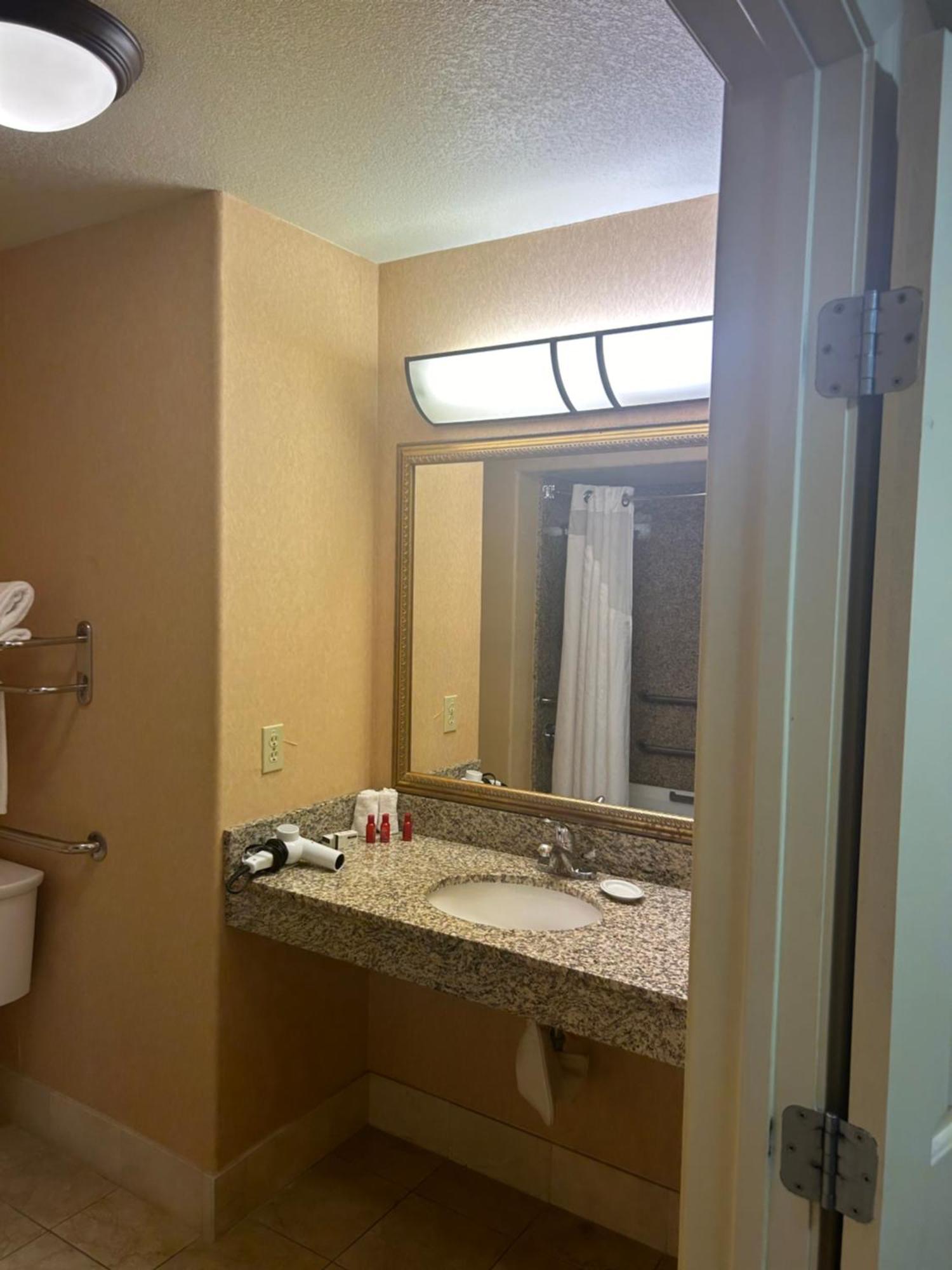 Holiday Inn Express Las Vegas-Nellis By Ihg Екстериор снимка