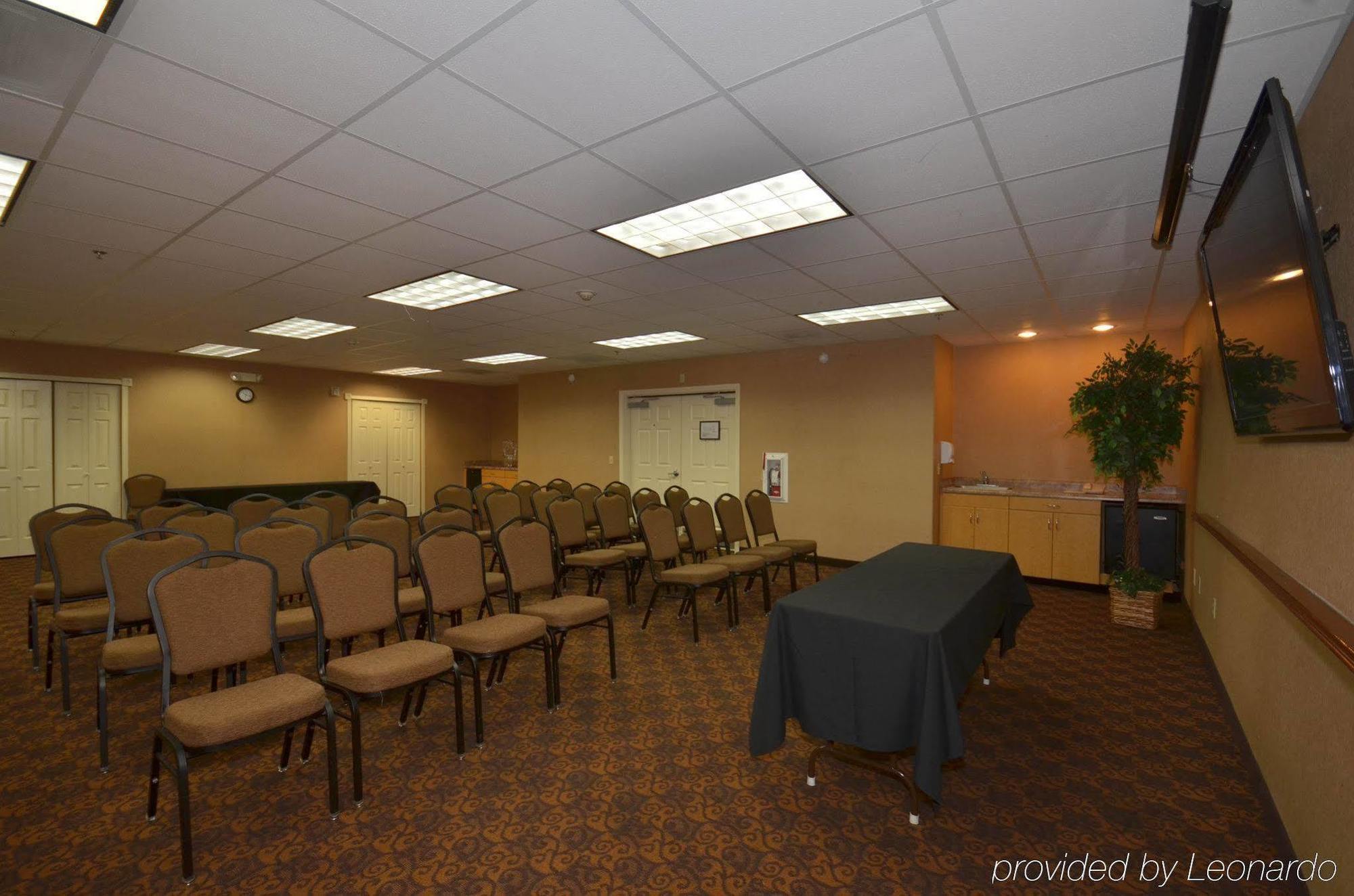Holiday Inn Express Las Vegas-Nellis By Ihg Екстериор снимка